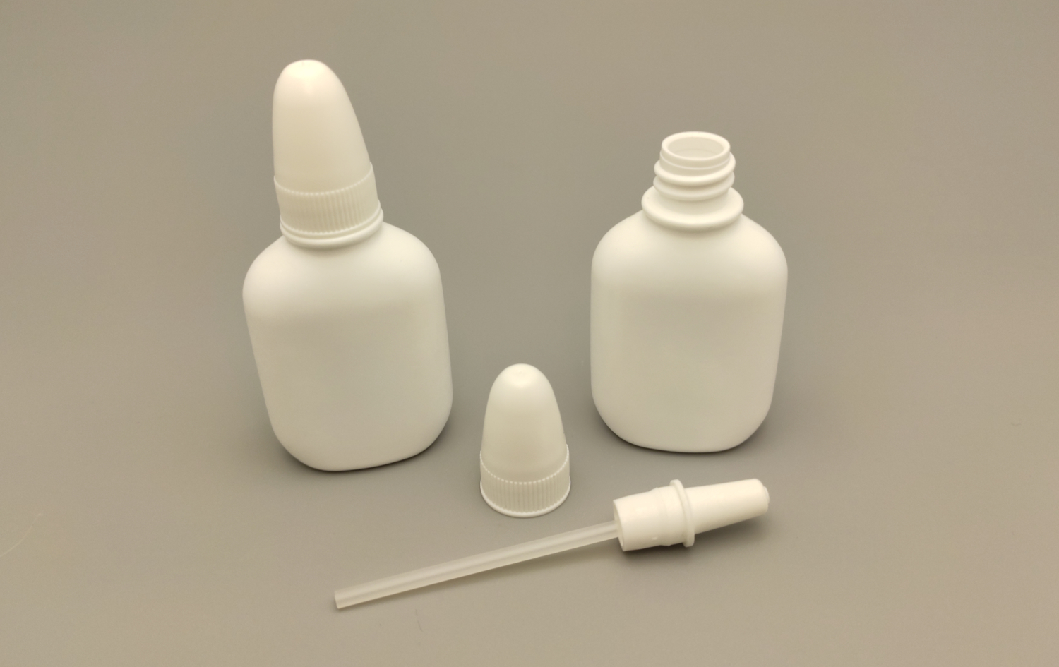 Fs2-20 spray bottle with screw cap and separate sprayer with dip tube